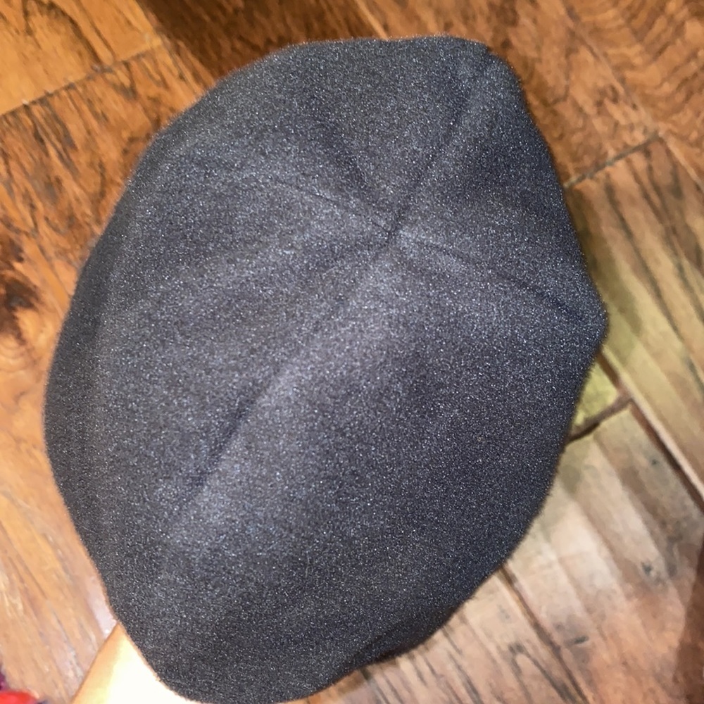 Youth black beanie toboggan hat ear cover winter ski wear under helmet small 6-7 - Picture 6 of 8